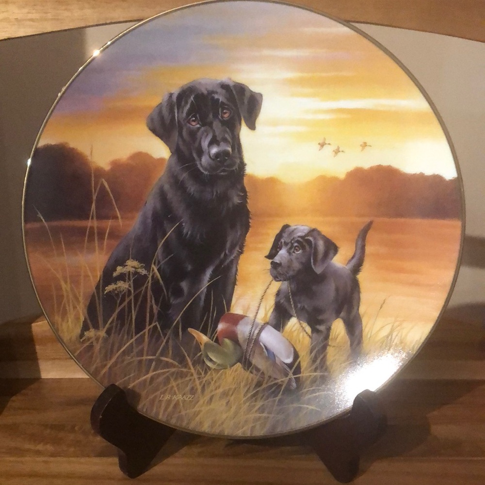 2for$20🟠Decorative Plate with Black Labrador Design